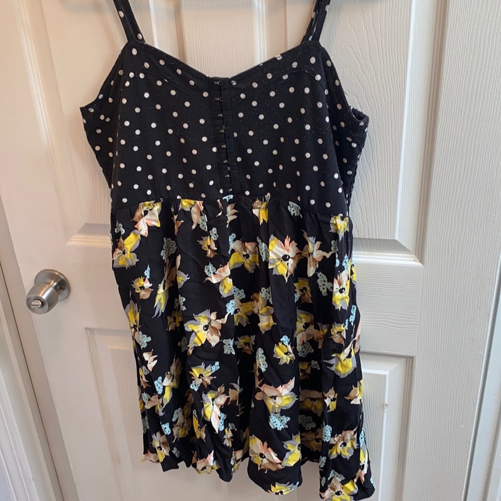 Light and springy strappy dress